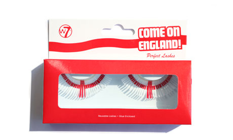 World Cup Tat: World Cup Tat: False eyelashes