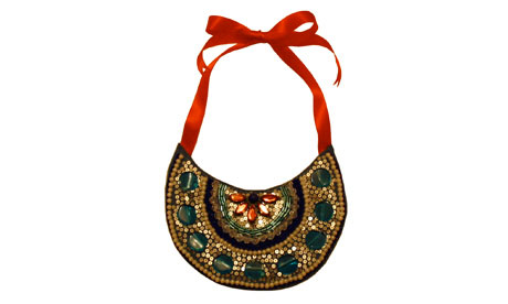 Making time: Bib necklace