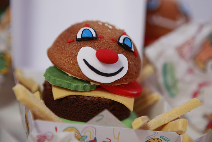 Cake Britain: Burgers & Chips