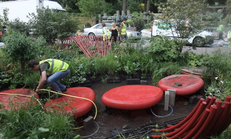 Ann-Marie Powell's Chelsea 2011 show garden being put together
