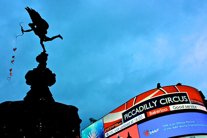 Knit the City: Hubbub of Hearts