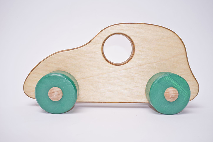Xmas G2 gifts: Wooden taxi