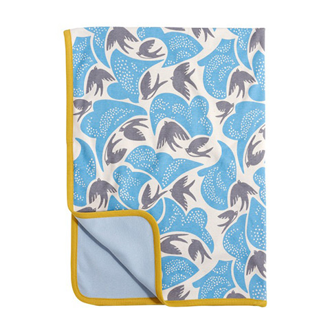 Xmas gifts: kids +20: Swallow-print baby blanket