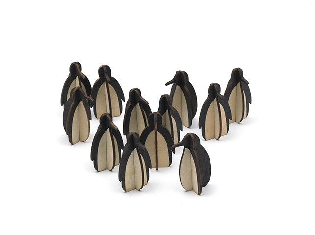 xmas decorations: Wooden mini penguins