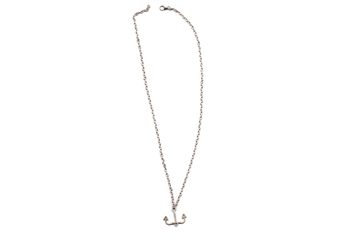 Valentines day gift ideas: Anchor necklace from Boticca.com