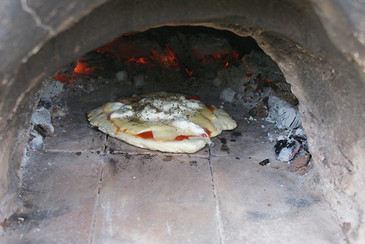 Pizza oven: 13