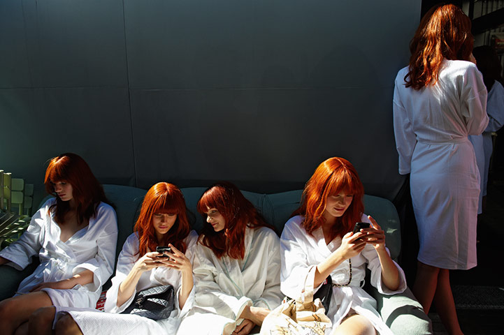 Mulberry 40th birthday: Mulberry 40th: Models relax backstage 