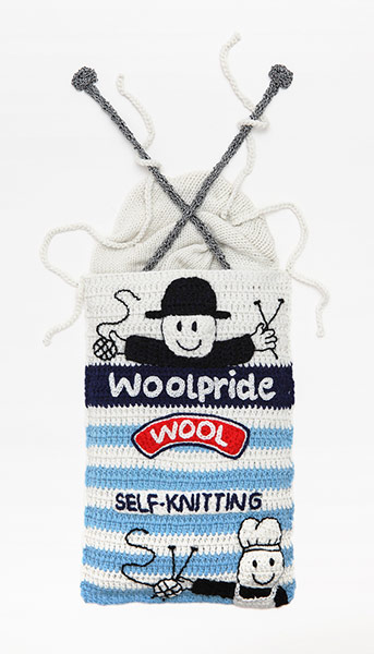 Crocheted delicacies: Woolpride Wool (self-knitting, of course)