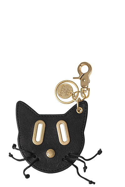 Wishlist: Key rings: Black cat