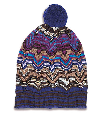 Bobble hats: Oversized zigzag