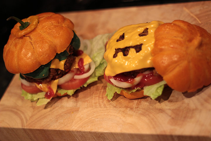 Readers' Halloween: Halloween burgers