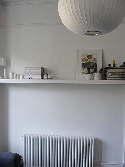 Style expert homes: A shelf in Jill Macnair's living room