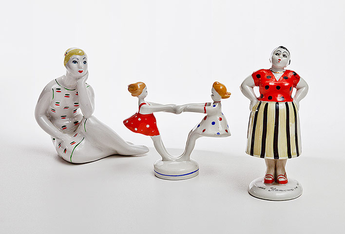 Soviet interior style: Three sculptures