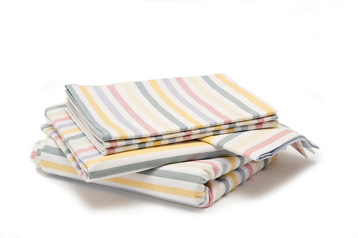 Simple things gallery: Candy stripe bedlinen