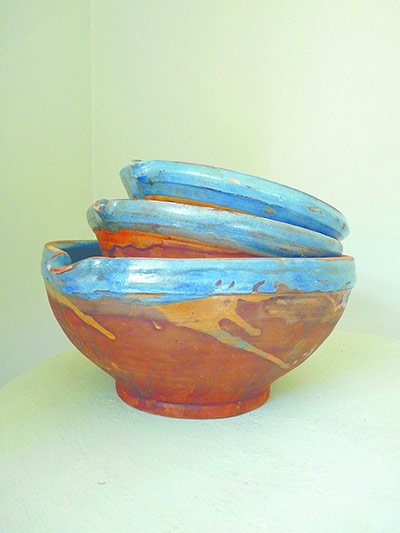 Simple things: French clay bowls