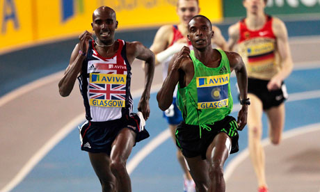 Mo Farah overtaking Augustine Choge