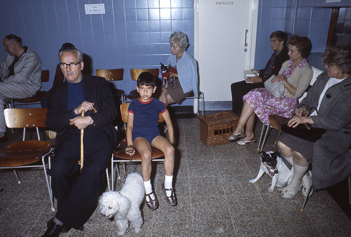 Vintage Blue Cross photos: Waiting room at Victoria hospital in 1967