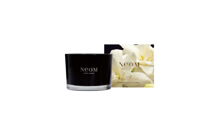 Valentine's Day gifts: Neom candle