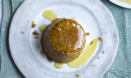 kerridge Steamed pudding with mace, golden syrup and vanilla custard
