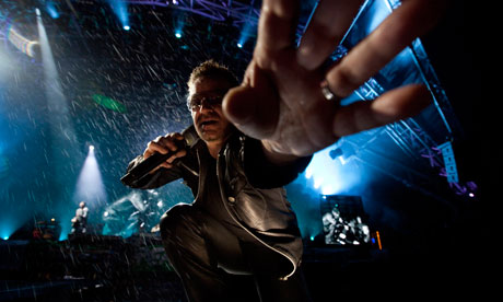 U2