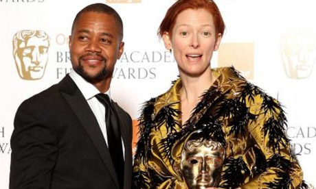 Tilda Swinton takes Bafta for best supporting actress for 'Michael Clayton', presented by Cuba Gooding Jr