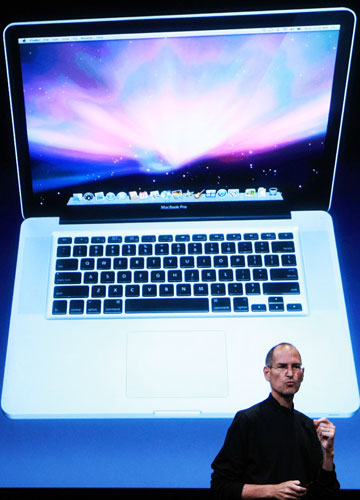 Media 100: Apple CEO Steve Jobs discusses a new version of the MacBook Pro