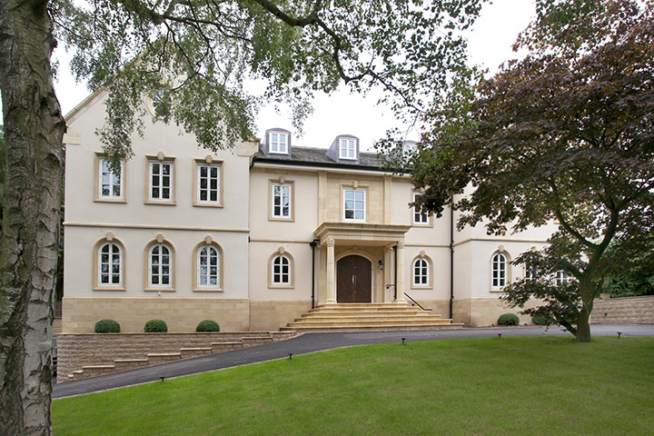 Big September Move: Big September Move - Macclesfield