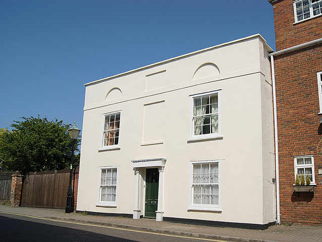 Snooping around: Snooping around - Lymington