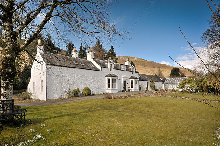 Snooping: Roundstonefoot, Moffat, Dumfries & Galloway