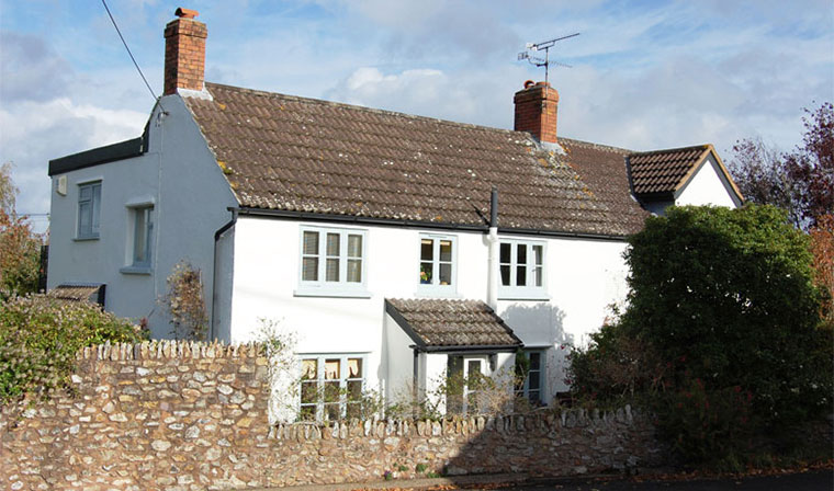 Trading up/down 2411: Trading up in Ford Street near Wellington, Somerset