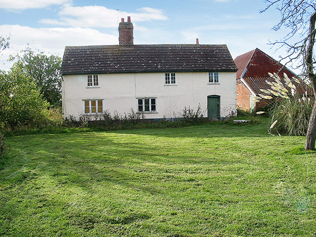 Snooping around 061110: Snooping around in Elmswell, Suffolk