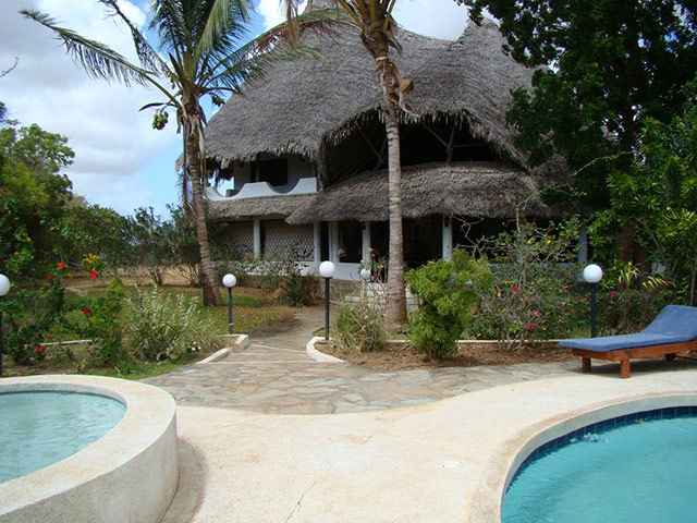 Snooping around 061110: Overseas home in Malindi, Kenya