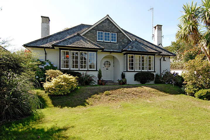 Snooping 261111: Snooping around in Truro, Cornwall