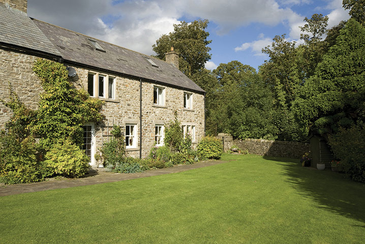 Snooping 241211: Snooping around in Eastgate, County Durham