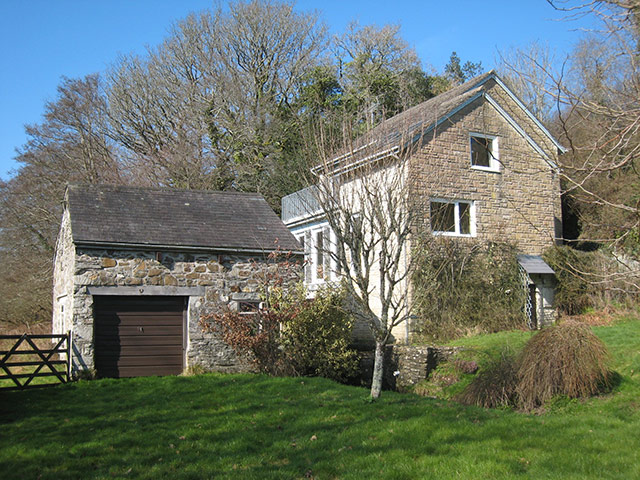 Snooping 241211: Snooping around in Pillaton, Cornwall