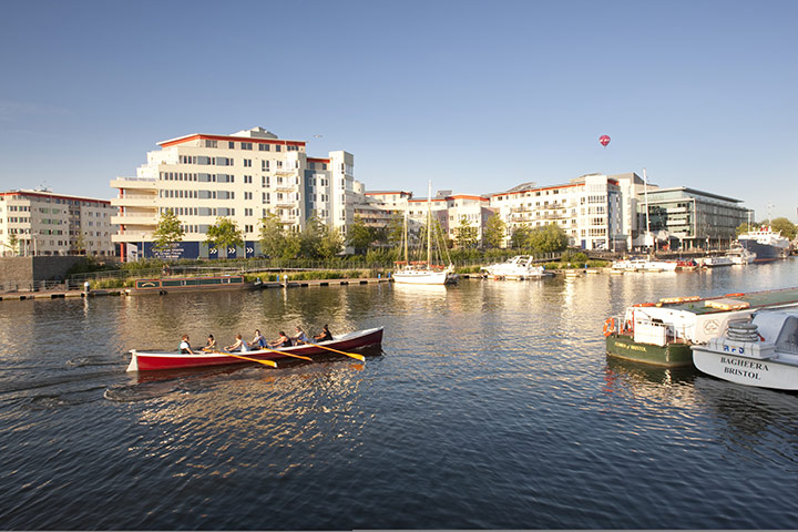 Snooping around 190211: Snooping around in Bristol