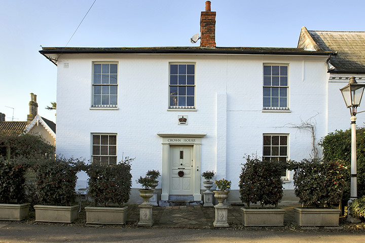 Snooping around  260211: Snooping around in Saxmundham, Suffolk