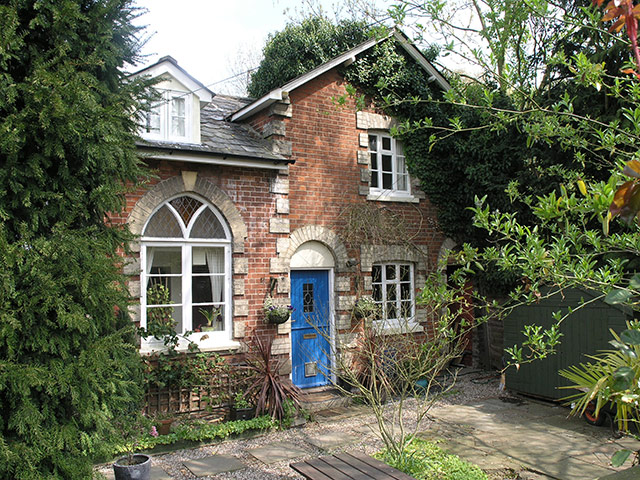 Snooping around 050211: Snooping around in White Colne, Essex