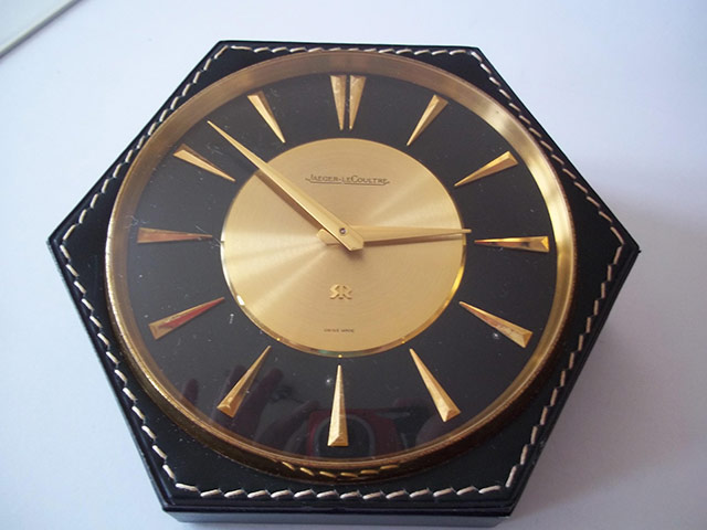 17.03.11: Antiques: Antiques clock