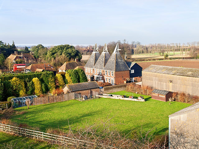 Snooping around 020411: Snooping around in Sheldwich, Kent