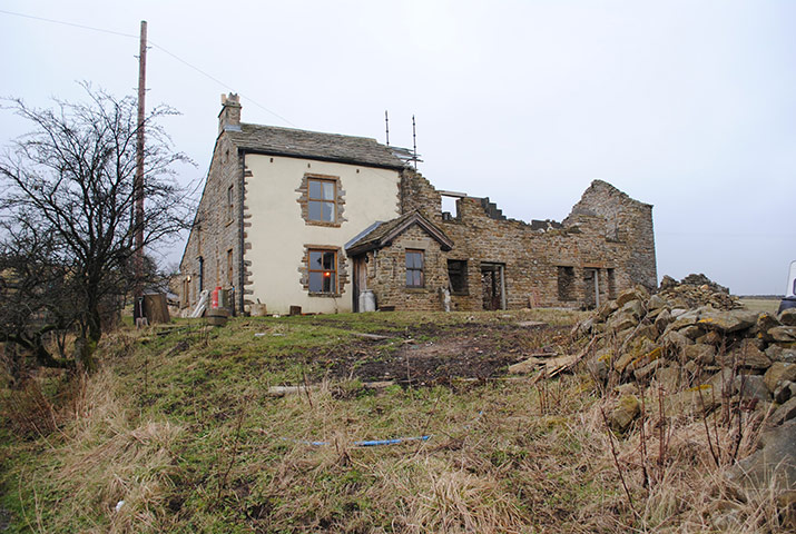 Snooping around 160411: Snooping around in Cowshill, Upper Weardale