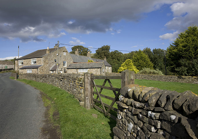 Snooping around 180611: Snooping around in Eastgate, County Durham