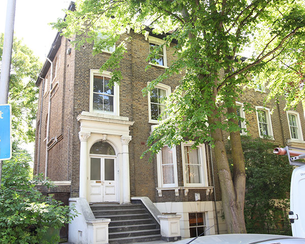 Snooping 110611 : Snooping around in Brockley, London