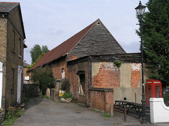 Snooping around 030911: Snooping around in Abridge, Essex