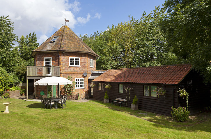 Snooping 131012: Snooping around in Wingham, Kent