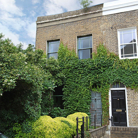 Snooping around 04/10/12: Two-bed end of terrace in Nunhead, London