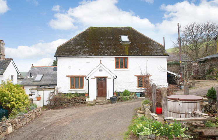 Snooping around 04/10/12: Three-bed converted barn, Dunsford near Exeter