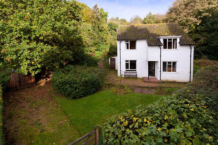 Snooping 241112: Snooping around in Westbere, Kent