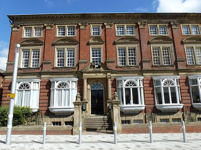 Snooping 011212: Snooping around in Newcastle upon Tyne