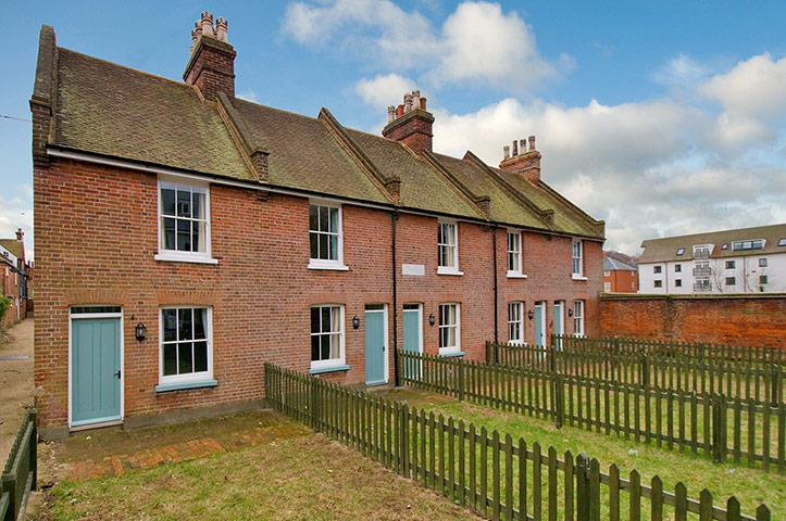 Snooping 110212: Snooping around in Canterbury, Kent